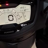 Piaggio Beverly 400 - 2024