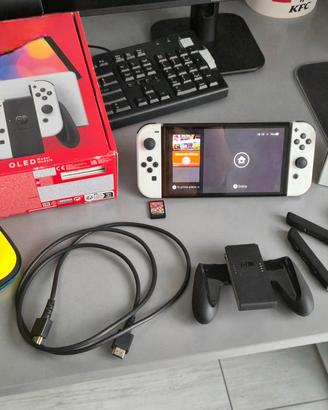 Nintendo Switch - Modello OLED