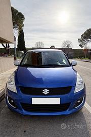 Automobile Suzuki Swift 4x4