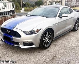 Ford mustang navi camera perfetta