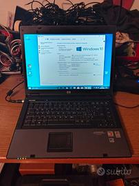 Computer Portatile HP Compaq 6715s