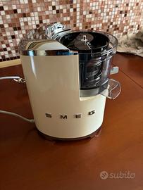 Estrattore di succo smeg