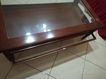 Tavolino con vetro arte povera