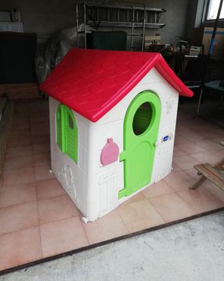 Casetta nel bosco Chicco e tavolino in legno