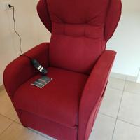Poltrona relax elettrica alzapersona  a 2 motori