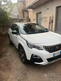 PEUGEOT 3008 1.5