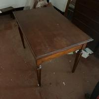 tavolo vintage in legno massello