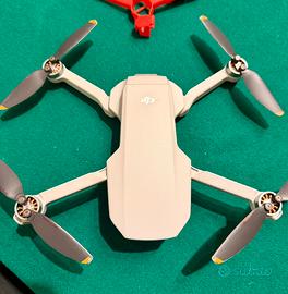 DJI mini 2 Fly More Combo