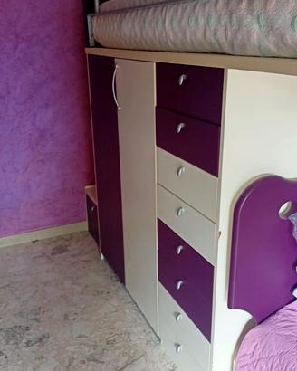 cameretta a ponte con letto rialzato