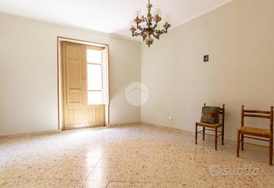 3 LOCALI A MISILMERI