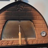 Forno a legna Pizza Party