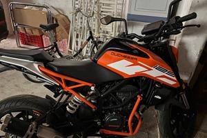 Duke 125