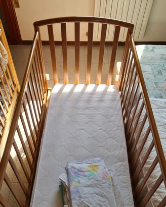 Lettino con le sponde Pali 