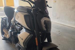 Ducati Diavel 1260 colore  Sandstone Grey