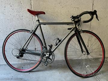 Bici da corsa in  Alluminio e carbonio tgl. 51,5