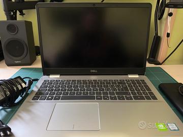 DELL Inspiron 15 5584 + powerbank DELL