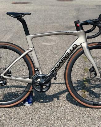 Pinarello F5 2022 in carbonio Ultegra