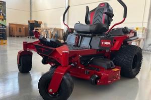 Trattorino tagliaerba TORO ZXM4875 TITAN Nuova