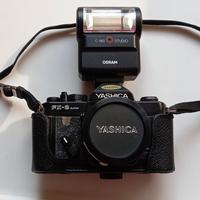 YASHICA FX-3 SUPER con FLASH REFLEX