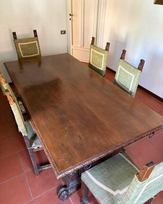 Mobili  - sala da pranzo in noce stile ‘500