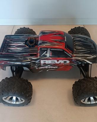 Automodello Traxxas Revo 3.3 