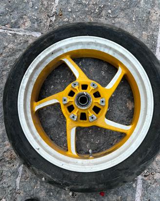 Yamaha Cerchio Ruota post x moto