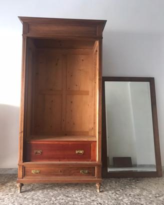 Mobilio primi anni del novecento in noce nazionale