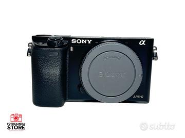 Sony Alpha A6000 (GARANZIA 2 ANNI)