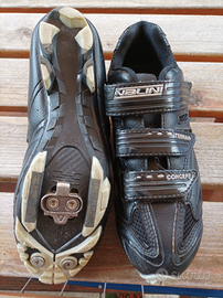 Scarpe ciclismo con attacchi