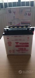 batteria Yuasa per moto
