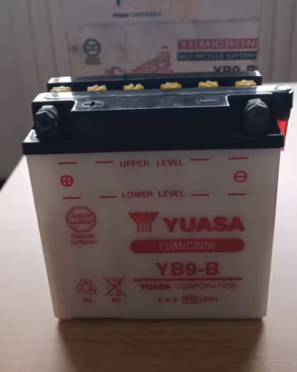 batteria Yuasa per moto