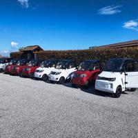 MINI AUTO ELETTRICA PER ANZIANI O PER DISABILI