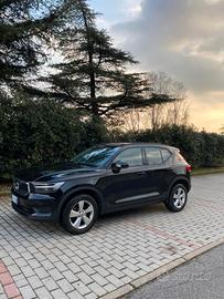 Volvo XC40 T2 Momentum Core