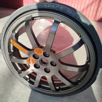 ruotino di scorta Ferrari 458