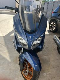 scooter burgman AN400 2026