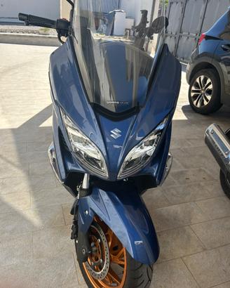 scooter burgman AN400 2026
