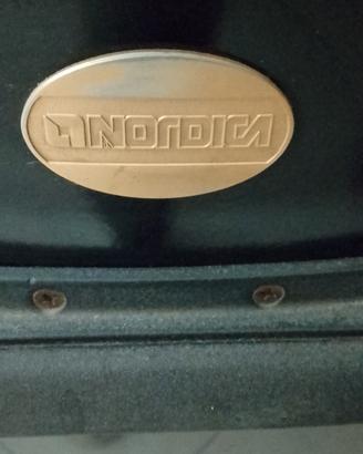 stufa a legna in ghisa Nordica 