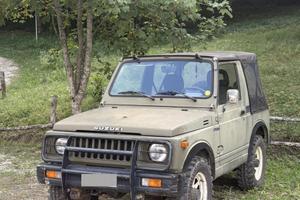 Suzuky Santana sj410
