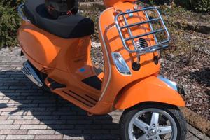 Vespa Piaggio 125 LX ie