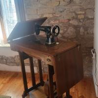 Macchna da cucire Helvetia