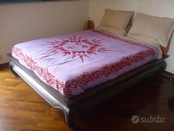 Letto indonesiano artigianale