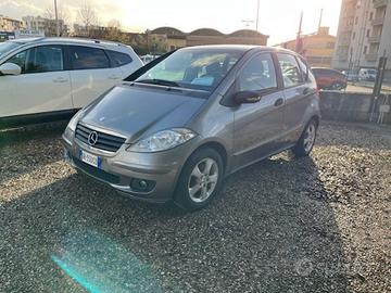 MERCEDES-BENZ A 160 CDI Avantgarde