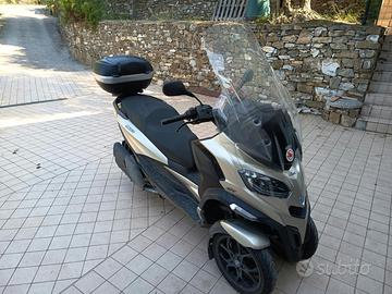 SCOOTER PIAGGIO MP3 400