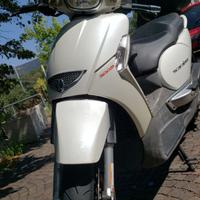 Aprilia Scarabeo 300 - 2009