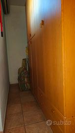 armadio capiente 180 cm con ante e cassetti 