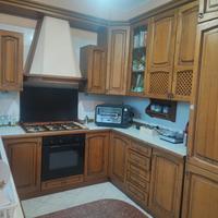 Cucina su 3 lati legno massello