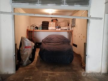 Grande Box indipendente con soppalco