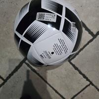 pallone adidas