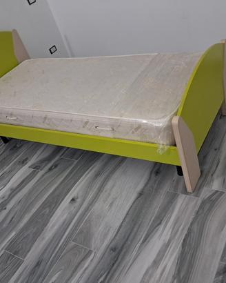 letto singolo con rete e materasso