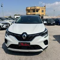 RENAULT Captur Plug-in Hybrid E-Tech 160 CV Inte
